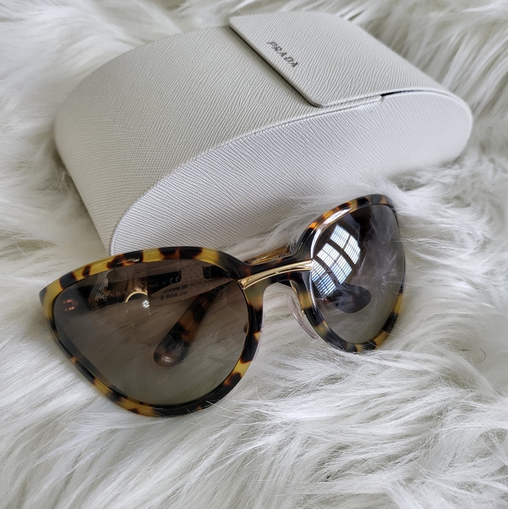 Prada Catwalk Havana Butterfly For Womens Sunglasses w Case